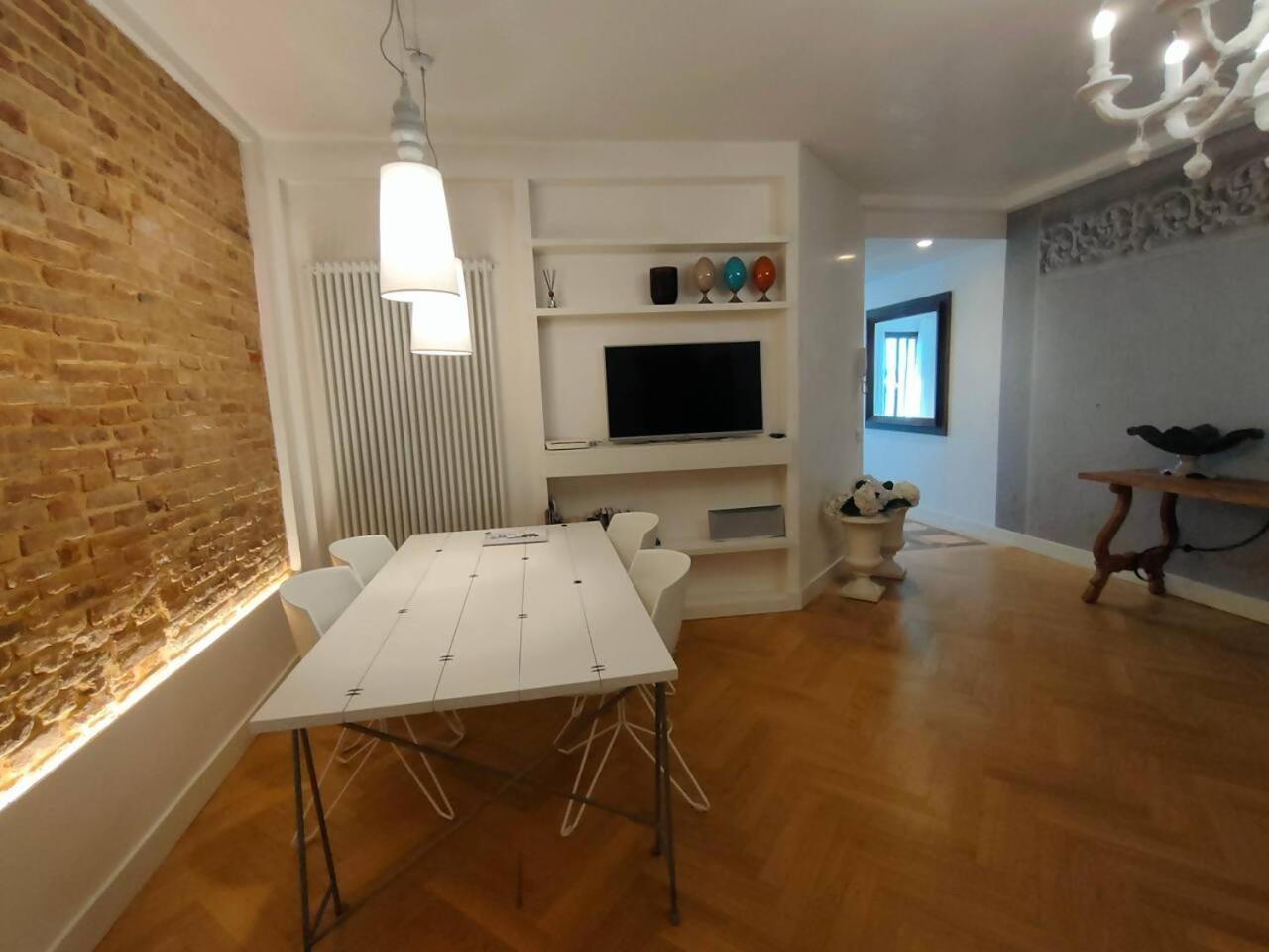 La Grande Bellezza Deluxe House Apartment Venesia Bagian luar foto